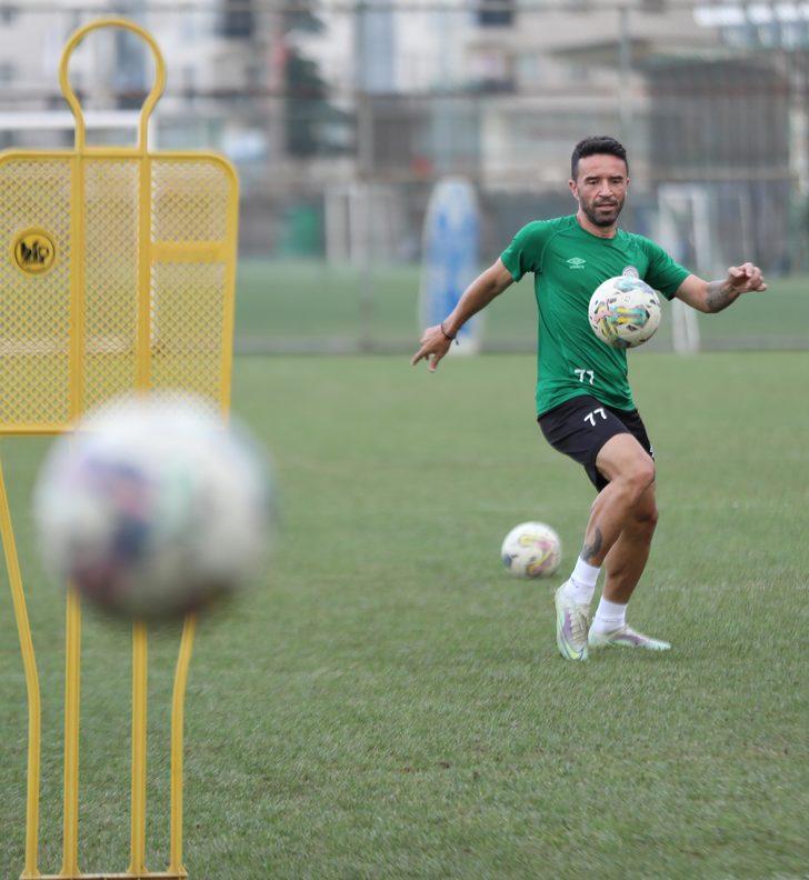 Çaykur Rizesporlu futbolcu Benhur Keser: "Malatyaspor deplasmanı zor olacak" G4