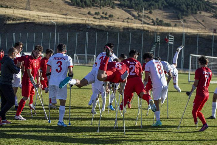 Ampute Milli Futbol Takımı'nın Erzurum kampı sona erdi G3
