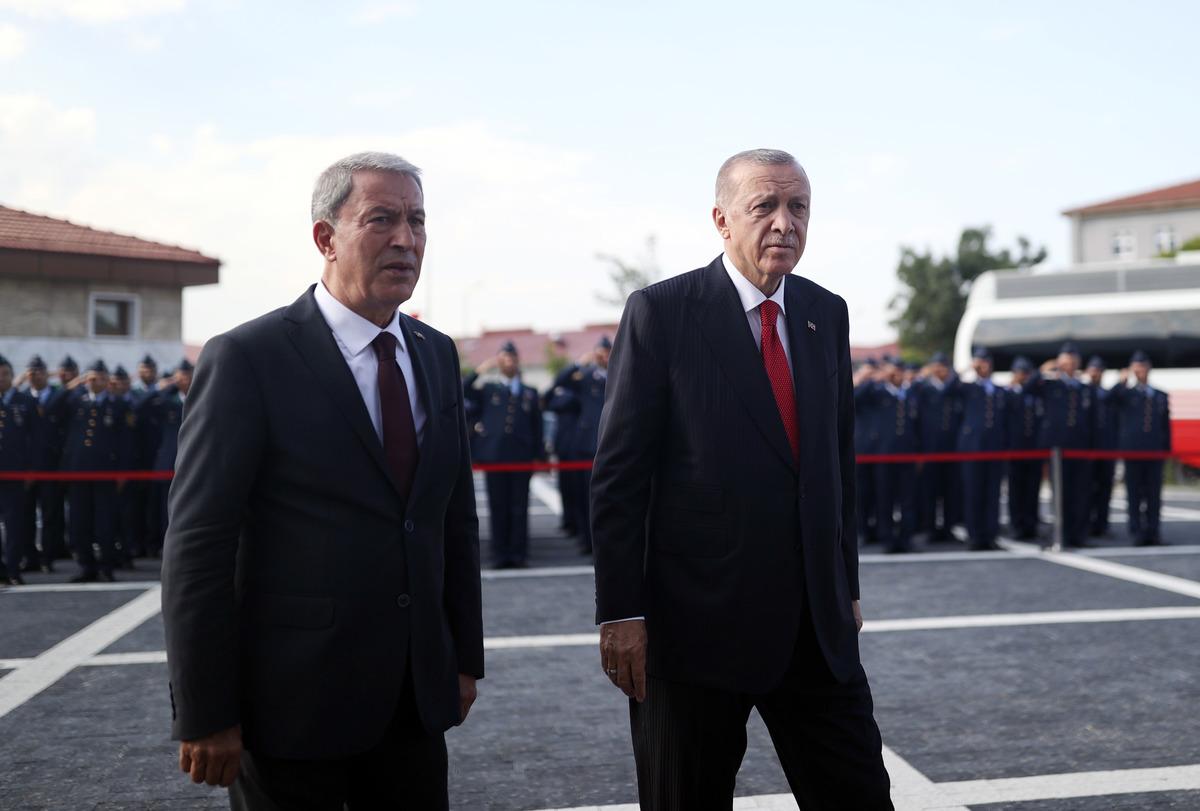 Cumhurbaşkanı Erdoğan K&uuml;tahya'da askeri birlikteki Zafer Camisi'ni a&ccedil;tı