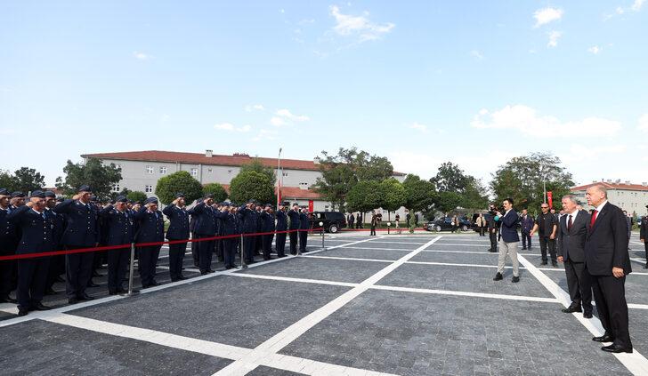 Cumhurbaşkanı Erdoğan Kütahya'da askeri birlikteki Zafer Camisi'ni açtı G2