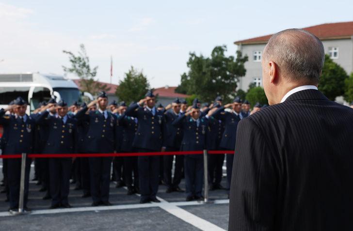 Cumhurbaşkanı Erdoğan Kütahya'da askeri birlikteki Zafer Camisi'ni açtı G5