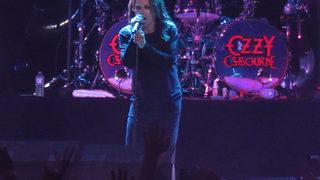 Rock yıldızı Ozzy Osbourne ABD'den ayrılma kararı aldı, gideceği ülkeyi açıkladı