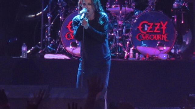 Rock yıldızı Ozzy Osbourne ABD'den ayrılma kararı aldı, gideceği ülkeyi açıkladı