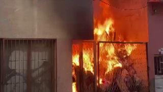 Mahallede korku dolu anlar! Yangın hızla büyüdü