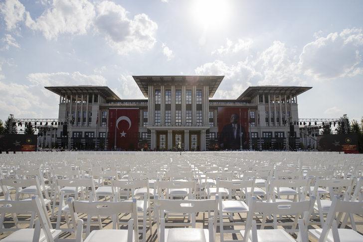 Cumhurbaşkanlığı, Zafer Bayramı'nın 100. yılını ilklerle kutlayacak G2