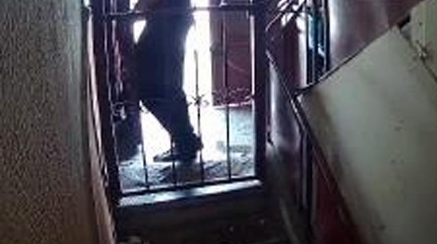 Cinsel organını gösterip... Simitçide oturan kadına mide bulandıran tacizde flaş gelişme