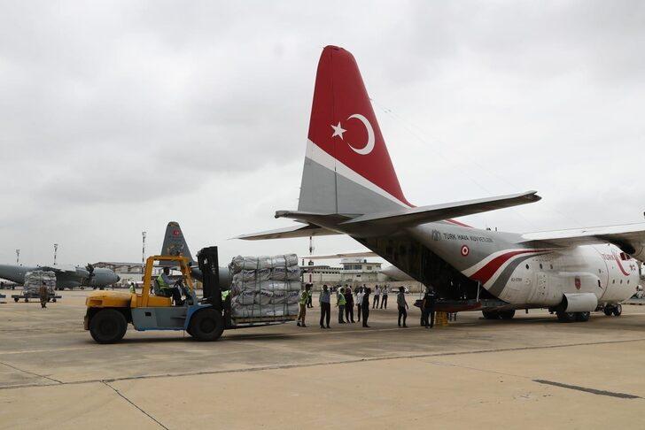 İnsani yardım malzemelerinin ikinci bölümü Pakistan'a ulaştırıldı G2