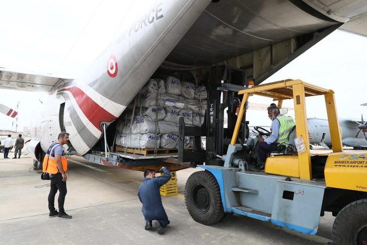 İnsani yardım malzemelerinin ikinci bölümü Pakistan'a ulaştırıldı G3