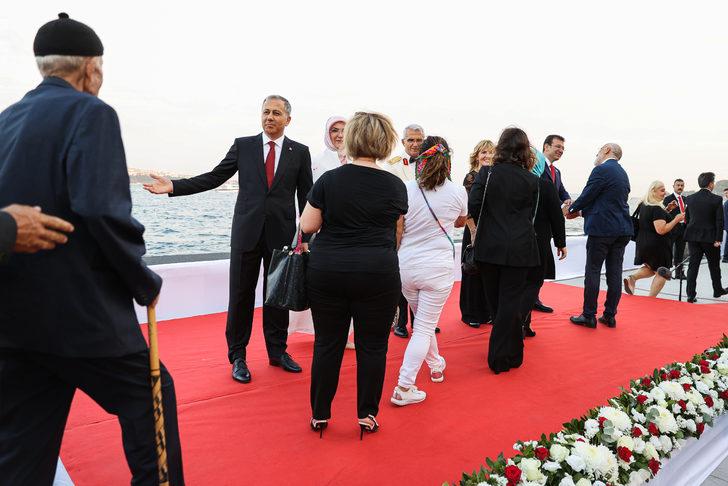 İstanbul Valiliğince Büyük Zafer'in 100. yılı dolayısıyla program düzenlendi G2