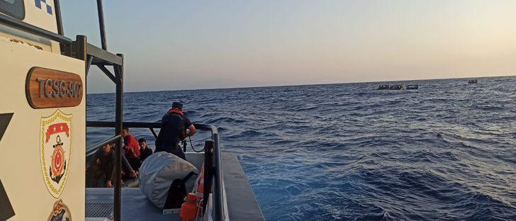 İzmir açıklarında 386 düzensiz göçmen kurtarıldı G2