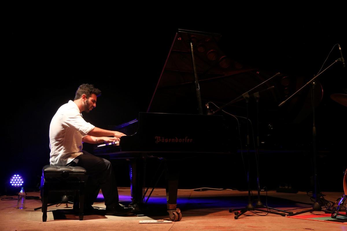 19. Uluslararası G&uuml;m&uuml;şl&uuml;k M&uuml;zik Festivali'nde İsrailli piyanist Uriel Herman konser verdi