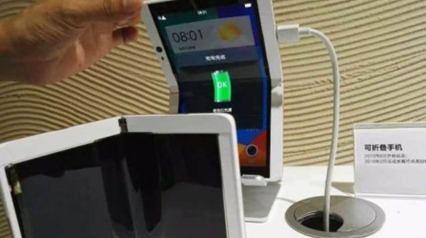 Oppo’dan katlanabilir telefon projesi