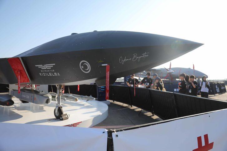 İnsansız savaş uçağı "Bayraktar Kızılelma" TEKNOFEST KARADENİZ'de sergileniyor G4