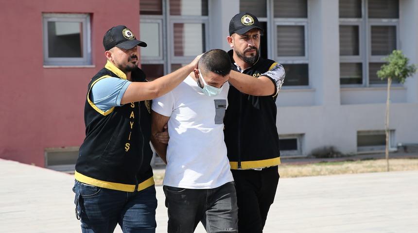 Adana'da polisten kaçarken bir çocuğu rehin alan şüpheli tutuklandı