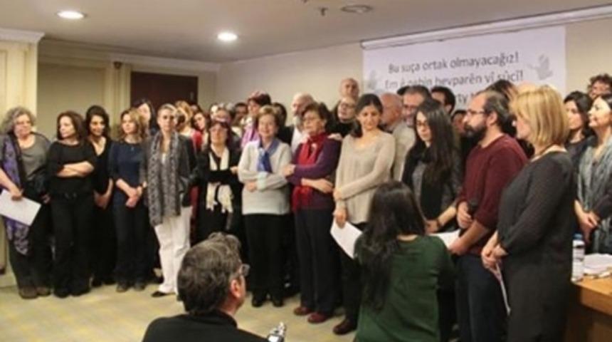 Akademisyenler hakkında toplu soruşturma