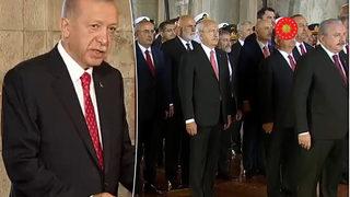 Son dakika: Devlet erkânından Anıtkabir ziyareti! Cumhurbaşkanı Erdoğan'dan terörle mücadele vurgusu