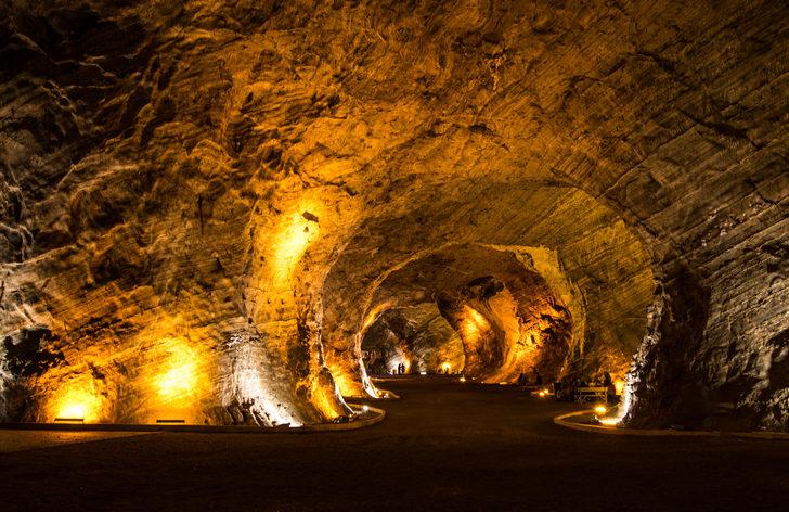 Iğdır'daki Tuz Dağı'nı 14 ayda 100 bin kişi ziyaret etti G5