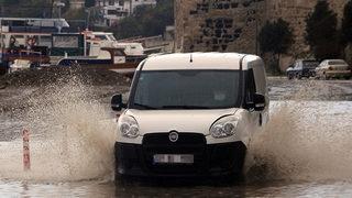 Dikkat! Meteoroloji uyardı! İstanbul dahil kuvvetli sağanak geliyor...
