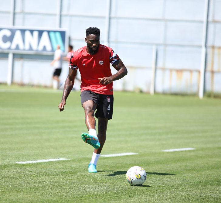 Sivasspor, Fatih Karagümrük maçının hazırlıklarına başladı G5