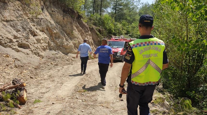 Osmaniye'de ağaç keserken uçuruma yuvarlandığı tahmin edilen kişi öldü