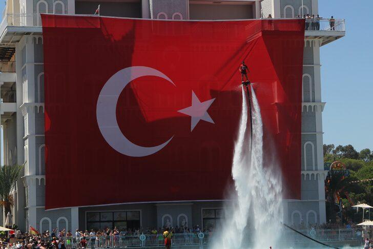 Antalya'da 5 yıldızlı otelde Büyük Zafer'in 100. yılı kutlandı G5