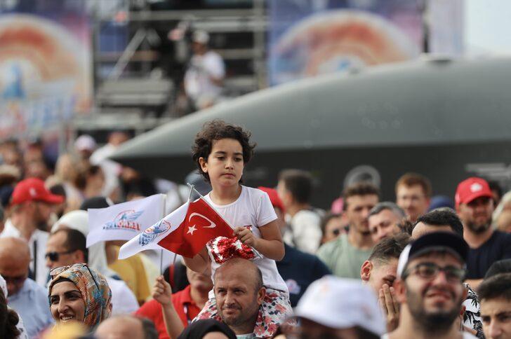 TEKNOFEST Yönetim Kurulu Başkanı Bayraktar, Samsun'da konuştu: (1) G5