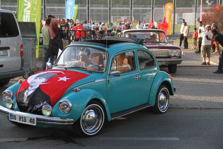 Kayseri'de şehit ve gazi çocukları için klasik araçlarla şehir turu yapıldı G1