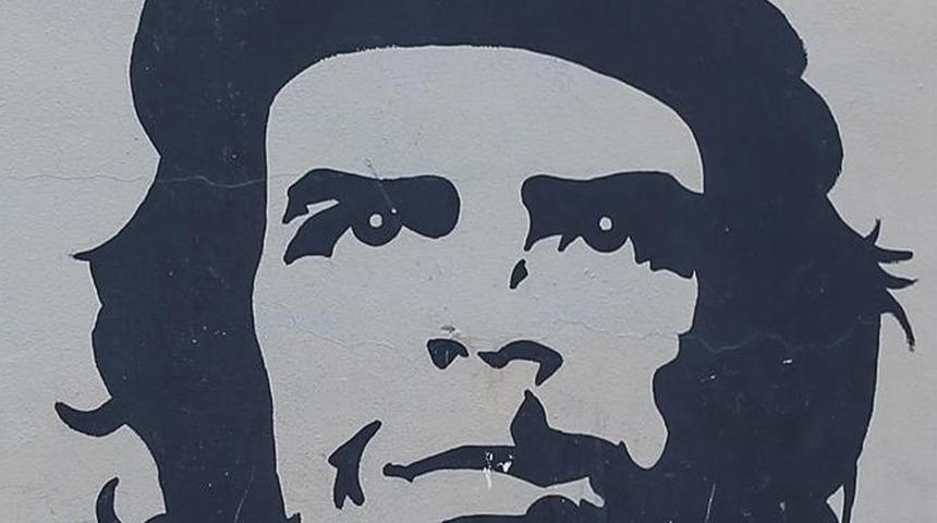 Che Guevara'nın oğlu Camilo Guevara hayatını kaybetti