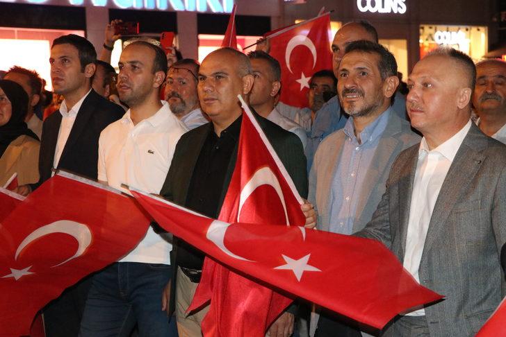 Niğde'de 30 Ağustos Zafer Bayramı'nda fener alayı düzenlendi G5