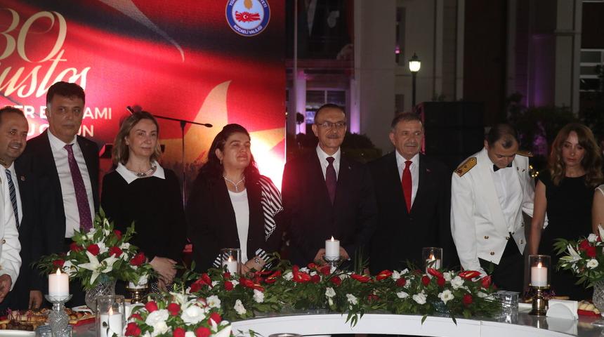 Kocaeli Valiliğinden 30 Ağustos Zafer Bayramı resepsiyonu
