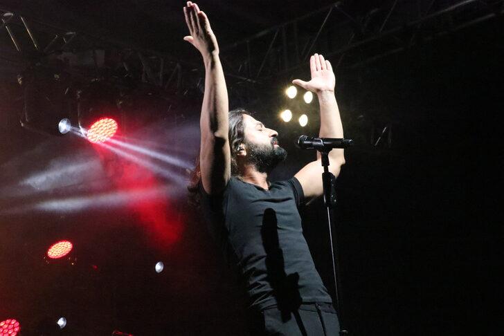 Bolu'da 30 Ağustos Zafer Bayramı dolayısıyla Koray Avcı konseri düzenlendi G3