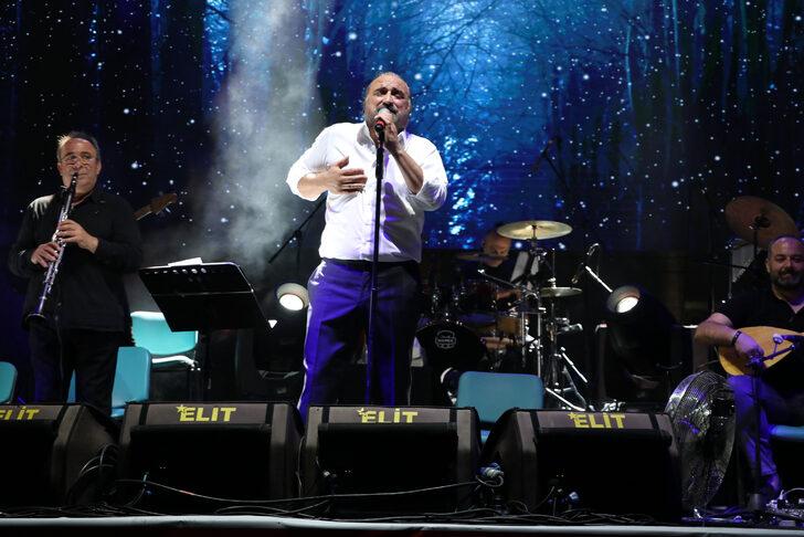 Volkan Konak, Manisa'da konser verdi G4