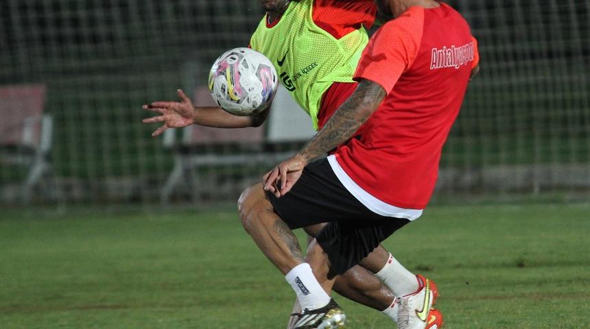Antalyaspor, Kasımpaşa maçı hazırlıklarını sürdürdü
