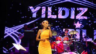 Kocaeli'de 30 Ağustos Zafer Bayramı dolayısıyla Yıldız Tilbe konseri düzenlendi