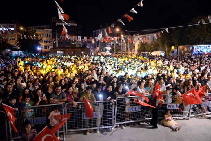 Ardahan'da 30 Ağustos Zafer Bayramı dolayısıyla konser düzenlendi G4