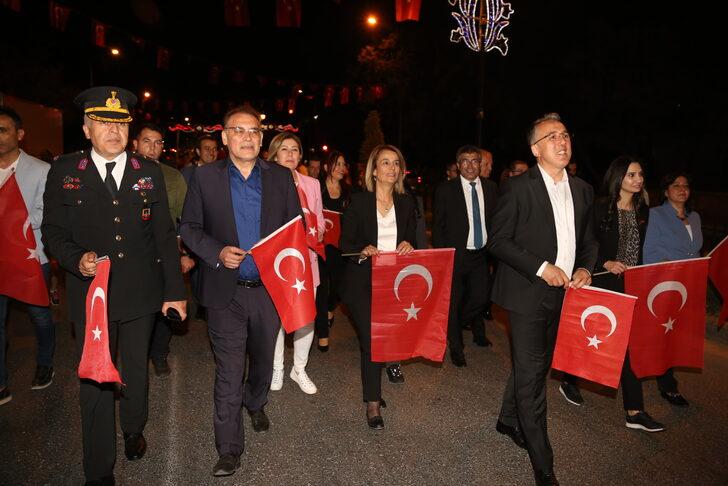 Nevşehir'de fener alayı ve konser düzenlendi G2