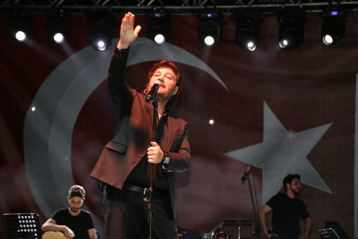 Nevşehir'de fener alayı ve konser düzenlendi G4