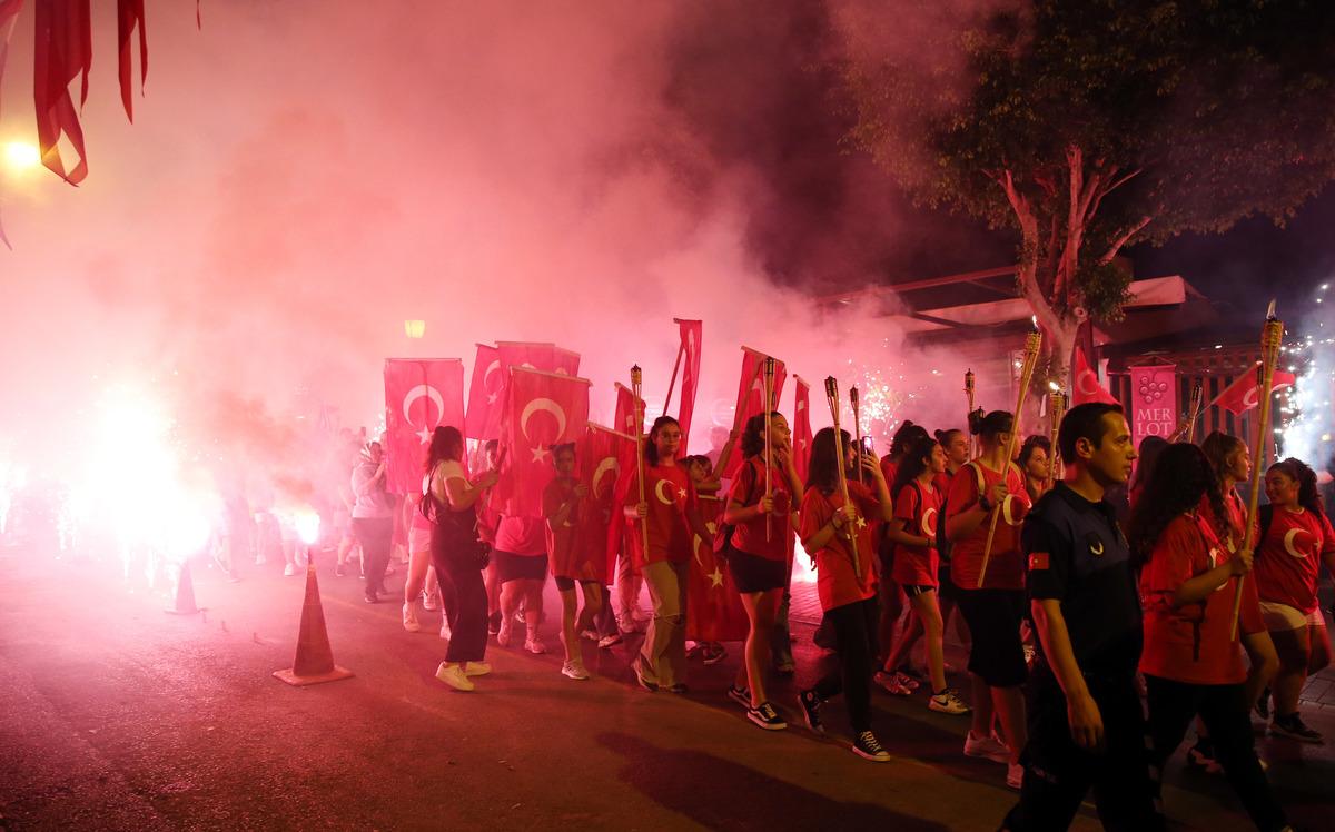 Alanya'da B&uuml;y&uuml;k Zafer'in 100. yılı kutlandı