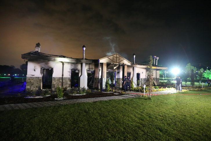 Bursa'da çiftliğin restoranında çıkan yangın söndürüldü G3