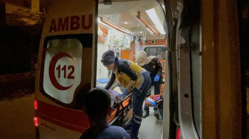 Adana'da bıçaklanan hırsızlık şüphelisi hastaneye kaldırıldı