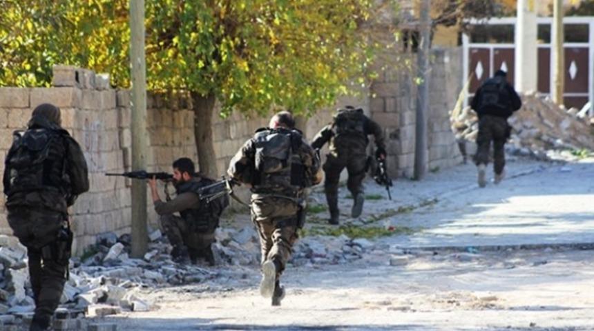 Sur’da iki terörist öldürüldü, beş teröristin cesedine ulaşıldı