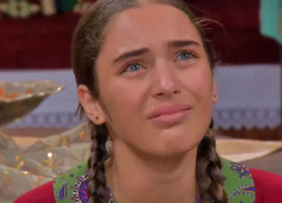 Tozlu Yaka ile ekrana geliyor! Ekranların 'K&uuml;&ccedil;&uuml;k Gelin'i &Ccedil;ağla Şimşek'in son hali inanılmaz! 