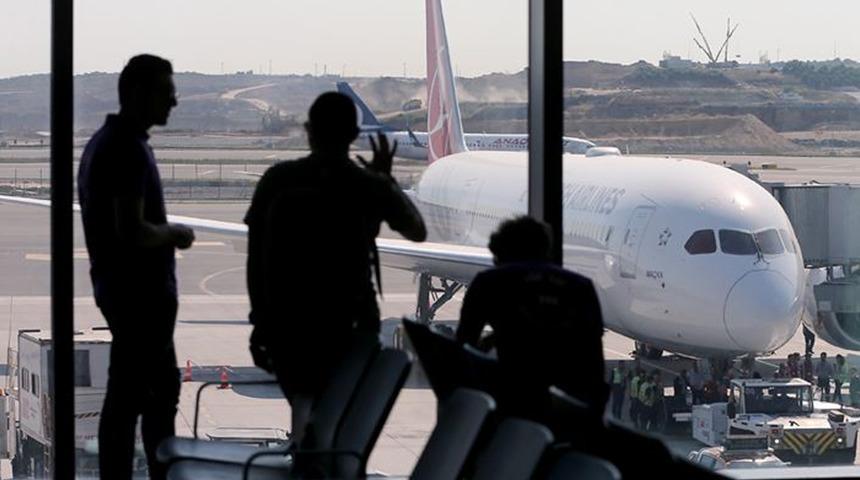 Erasmus'a giden öğrenci ve öğretmenler kaçıp geri dönmüyor! Bakanlık 'alarm' durumuna geçti