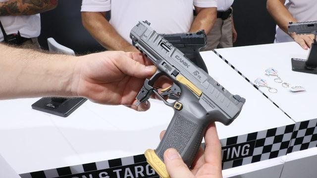 ABD'de yılın tabancası ödülünü kazanan CANiK, ürünlerini TEKNOFEST KARADENİZ'de sergiliyor