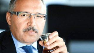  Abdülkadir Selvi Yenişafak'tan ayrıldı: Ceketimi alıp gidiyorum