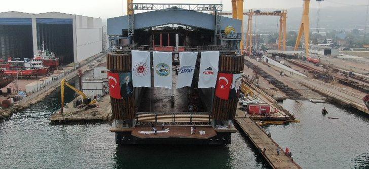 Dünyada kendi sınıfında tek olan denizaltı havuzu Yalova'da suya indirildi G1