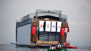 Son dakika: Türkiye’nin yeni devi suya indirildi! Daha önce böylesini görmediniz! Dünyada ilk...