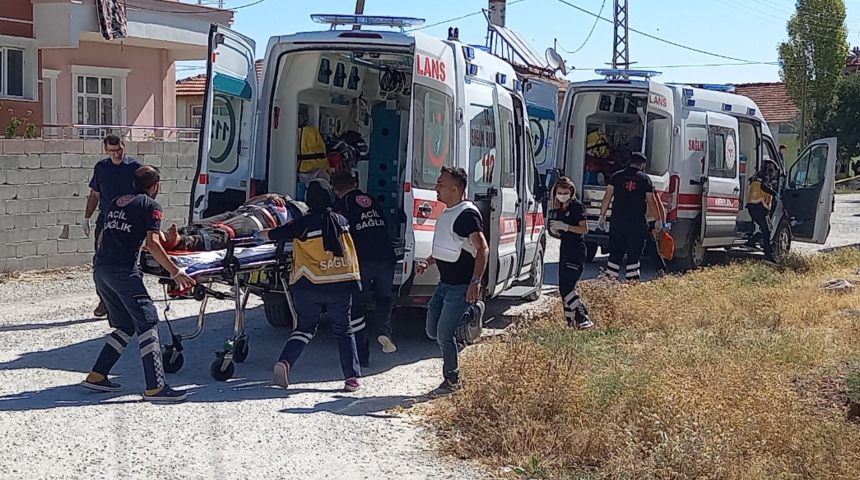 Komşuların 'saman' kavgasında kan aktı! 2 kişi öldü