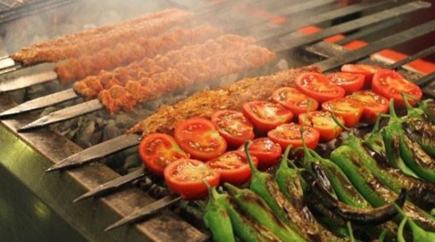 Ünlü kebapçıya şok... Tutuklandı