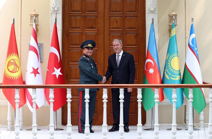 Bakan Akar, dost ve kardeş ülkelerin savunma bakanları ve yardımcıları ile görüştü G5